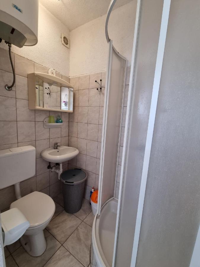 Apartments Vanja Skara Biograd Biograd Na Moru Eksteriør bilde